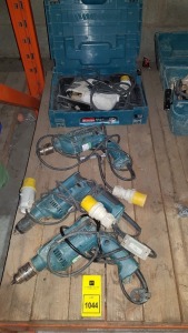 4 PIECE MIXED TOOL LOT CONTAINING 3 X MAKITA SDS DRILLS - NO CASES AND 1 X MAKITA JIG SAW - INCLUDES CARRY CASE ( PLEASE NOTE THIS IS NOT TESTED)