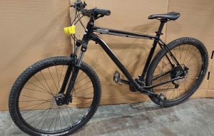 1 X CANNONDALE TRAIL BIKE - DISC BRAKES FRONT AND REAR - 52 CM FRAME HEIGHT