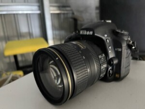 NIKON 750 CAMERA ***THESE ASSETS ARE LOCATED IN CROYDON AND WINNING BIDDER NEEDS TO COLLECT IN PERSON - THERE IS NO FACILITY TO PACK FOR ANY COURIER COLLECTIONS***