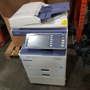 1 X TOSHIBA E - STUDIO 2050 C PHOTOCOPIER PRINTER - NO POWER LEADS