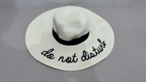 40 X BEACH HATS (DO NOT DISTURB)