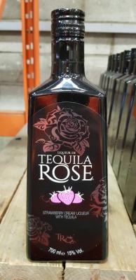 12 X BRAND NEW TEQUILA ROSE STRAWBERRY CREAM LIQUEUR 700ML