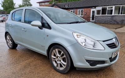 GREEN VAUXHALL CORSA CLUB A/C AUTO (PETROL) ENGINE SIZE: 1364CC, REG: YC58 VUY, MILEAGE: 30,074 1ST REGISTERED: 27/10/2008, 1 KEY, NO V5, MOT UNTIL 27/10/23, AIR CONDITIONING, AUTOMATIC