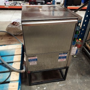 1 X SHERWOOD BET 40 GLASS WASHER ( MODEL : BET 40 PS ) - WITH SMALL STAND ( HEIGHT 600 MM X DEPTH 530 MM X LENGTH 480 MM ) ( STAND HEIGHT 250 MM X DEPTH 490 MM X LENGTH 470 MM )