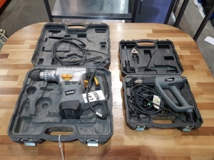 2 PIECE MIXED TOOL LOT CONTAINING TITAN MAGNESIUM SDS PLUS ROTARY HAMMER - MISSING HANDLE ( TTB278SDS) AND 1 X TITAN HEAT GUN ( TTB284HTG ) - BOTH IN CARRY CASES - BOTH TESTED WORKING