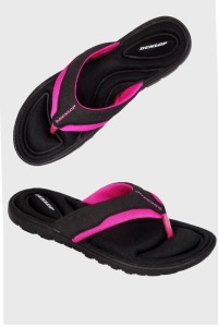 22 X BRAND NEW DUNLOP MEMORY FOAM FLIP FLOPS IN BLACK / PINK - IN MIXED SIZES TO INCLUDE UK 5 / UK 7 / UK 8 - RRP £ 24.99 PP - IN 1 BOX