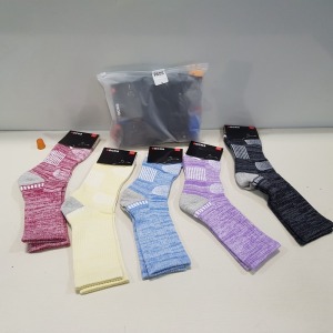 240 X BRAND NEW PAIRS OF COMFORT AND SOFT ANKLE / FULL SIZE SOCKS - ALL IN VARIOUS COLOURS AND PRINTS AND SIZES TO INCLUDE L AND XL ( IN 40 SEALED BAGS OF 6) - IN 2 TRAY NOT INCLUDED