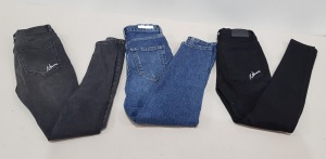 16 X BRAND NEW MIXED JEAN LOT CONTAINING 5 X NIMES DISTRESSED SPRAY ON JEANS IN BLACK ( 34 R - RRP £ 49.99 ) / NIMES SUPER SKINNY JEANS IN GREY ( 30 R - RRP £ 49.99 ) / NIMES SUPER SKINNY SPRAY ON JEANS ( 28 S - RRP 49.99 ) / TOPMAN STRETCH SLIM JEANS 