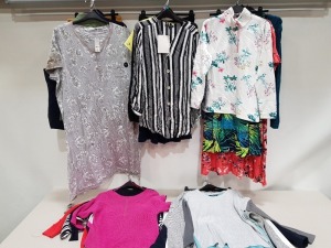 50 PIECE BRAND NEW MIXED WOMANS CLOTHING LOT TO INCLUDE VESTS / DRESSES / KITTED JUMPERS / T-SHIRTS / SKIRTS ETC -ALL IN VARIOUS STYLES COLOURS AND SIZES ( PLEASE NOTE THIS IS ALL BRAND NEW BUT FACTORY SAMPLES FOR APPROVAL