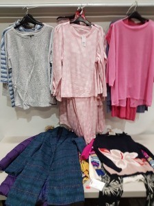 50 PIECE BRAND NEW MIXED WOMANS CLOTHING LOT TO INCLUDE PYJAMA SETS / JUMPERS / JACKETS / CARDIGANS ETC -ALL IN VARIOUS STYLES COLOURS AND SIZES ( PLEASE NOTE THIS IS ALL BRAND NEW BUT FACTORY SAMPLES FOR APPROVAL