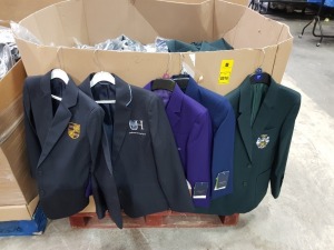 200 + BRAND NEW MIXED SCHOOL WEAR STEVESONS / UNISEX / WINTERBOTTOM BLAZERS (SCHOOL EMBLEMS EMBROIDED ) - ALL IN VARIOUS STYLES COLOURS AND SIZES TO INCLUDE GREEN / PURPLE / NAVY / - IN SIZES 15/37 - 16/38 - 11/33 ETC ( 1 FULL PALLET BOX )