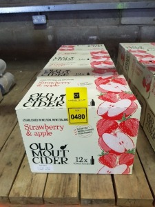 48 X BRAND NEW AND BOXED OLD MOUT CIDER ( 500ML BOTTLES ) IN STRAWBERRY & APPLE 4% - 500ML - IN 4 BOXES OF 12