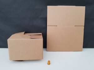 2000 X BRAND NEW CARDBOARD BOXES SIZE 22CM X 16CM X 14CM