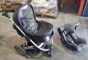 2 X PIECE MIXED LOT TO INCLUDE VIGOUR PRAM - 1X BRITAX CAR SEAT