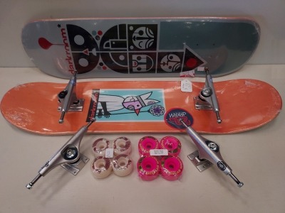 7 X BRAND NEW MIXED SKATEBOARD LOT CONTAINING 2 X DARKROOM DECKS/BOARD 4 X WHEEL TRUCKS WITH WHEELS