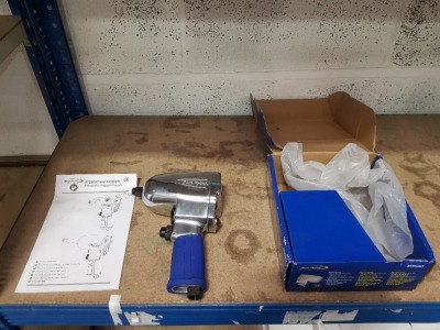 1 X BRAND NEW AND BOXED BLUE POINT PNEUMATIC IMPACT WRENCH ( AT5500T)