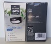 37 X BRAND NEW THE OUTDOOR LIVING SOLAR SECURITY LIGHT COOL WHITE ) - STAYS LIT FOR UP TO 8 HRS - MOTION SENSOR ACTIVATED ( 15 CM WIDTH ) - ( LOAD 7 - PLT 18 )