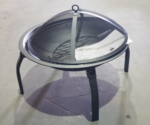 5 X BRAND NEW OUTDOOR 22 INCH ROUND BOWL FIRE PIT IN BLACK - IN 4 BOXES AND 1 ALREADY BUILT