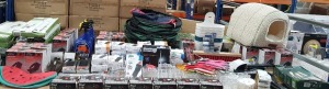 60+ PIECE MIXED LOT CONTAINING ROSE CLEAR ULTRA SPRAY / VARIOUS BBQ BRUSHES / LED BIKE LIGHT SETS / NEVADENT WATER JET FLOSSER / GARDEN WASTE BAG / STORAGE BASKETS / CAT BED / GARDEN HAND TOOL SETS / WIRE BRUSHES / ETC - ON A FULL BAY