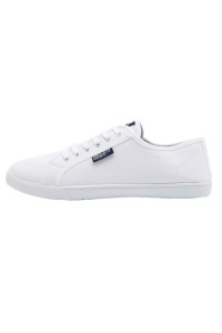 7 X BRAND NEW MENS HENLEYS WHITE CONNOR LACE UP TRAINERS SIZE 12