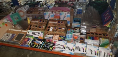 150 + PIECE MIXED LOT CONTAINING VARIOUS PENS / PERMANENT MARKERS / GEL PENS / BALL POINT PENS / HIGHLIGHTERS / / MAGNETIC CANVAS / VARIOUS BOOKS / LIVARNO LAPTOP SUPPORTS / PAPER CUTTER / STATIONARY SETS ETC - ON A FULL BAY