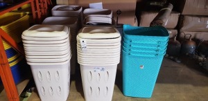 65 X BRAND NEW LAUNDRY BASKETS WITH LIDS