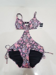 20 X BRAND NEW GEORGE 1 PIECE BODY SWIM SUITS - ALL IN FLORAL PRINT - IN MIXED SIZES TO INCLUDE UK 12 / 18