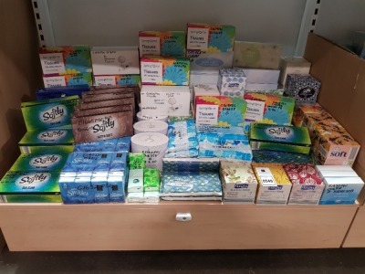 APPROX 100 X FACTORY SEALED TISSUE BOXES / TISSUE MULTIPLE PACKS IN VARIOUS SIZES & DESIGNS - MAINLY SUPERMARKET, CASH & CARRY & PHARMACY BRANDED (NOTE: THESE ARE FACTORY APPROVAL SAMPLES- BATCH NUMBER & DATE MARKED BUT IDEAL FOR END USER)