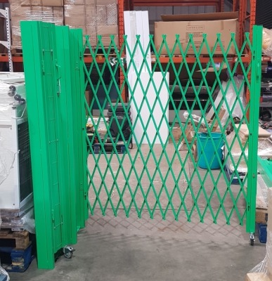 1 X METAL FOLDABLE SECURITY GATES LEFT AND RIGHT SIDES - 1.8M HEIGHT 2M LENGTH NO KEYS