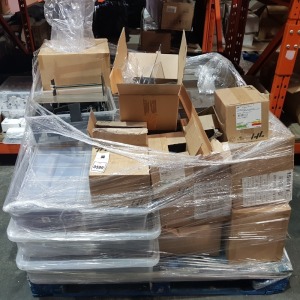 FULL PALLET CONTAINING PLASTIC DISPLAYS STANDS - PRICE TAG HOLDERS - VARIOUS PLASTIC TUBS ETC