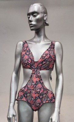 20 X BRAND NEW GEORGE 1 PIECE BODY SWIM SUITS - ALL IN FLORAL PRINT - IN MIXED SIZES TO INCLUDE UK 14 / 16 \ 24 IN 1 TRAY