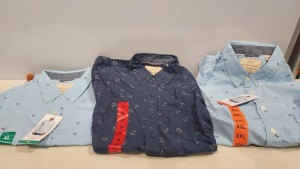 26 X BRAND NEW WEATHERPROOF VINTAGE LIGHT BLUE AND DARK BLUE SHIRTS IN SIZES M - L - XL IN 2TRAY