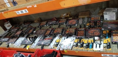 60+ BRAND NEW MIXED LOT TO INCLUDE GRILL MEISTER , BURGER BBQ BASKET , SILVER CREST , EGG COOKERS , SILVER CREST JUICER , BIC LIGHTERS , ERNESTO SLICER AND GRATERS ETC ON A FULL BAY