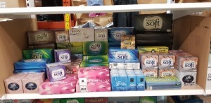 APPROX 200 X FACTORY SEALED TISSUE BOXES / TISSUE MULTIPLE PACKS IN VARIOUS SIZES & DESIGNS - MAINLY SUPERMARKET, CASH & CARRY & PHARMACY BRANDED (NOTE: THESE ARE FACTORY APPROVAL SAMPLES- BATCH NUMBER & DATE MARKED BUT IDEAL FOR END USER) IN 7 BOXES