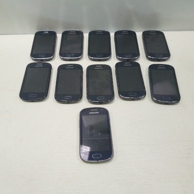 11 X SAMSUNG GALAXY FAME SMARTPHONES ( NO CHARGERS ) - CONSIDER FOR SPARE PARTS