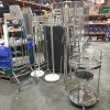 7 X MIXED LOT TO INCLUDE 2 X MIRRORS, 2 X COAT STANDS, 1 X WHEELED DISPLAY TROLLY,ETC
