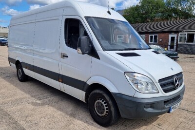 WHITE MERCEDES-BENZ SPRINTER 313 CDI (DIESEL), REG NO: PK63 JXM, ENGINE SIZE: 2143CC, FIRST REGISTERED: 30/09/2013, WITH V5, 2 KEYS, MILEAGE: 227,044, MOT UNTIL 03/08/2024, WITH CRUISE CONTROL