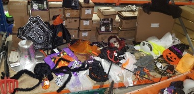 250 + PC MIXED HALLOWEEN LOT CONTAINING GLOW IN THE DARK SKELETON KITS - MAKEUP. HANGING LIGHT UP REAPER , BIG SPIDERS , RED TRIDENTS , HANGING BAT SKELETON ETC IN A FULL BAY