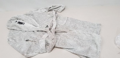 13 X BRAND NEW HARVEY JAMES LUXURY SOFT SHAWL COLLAR LIGHTB GREY ROBE SIZE L