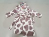 11 X BRAND NEW KIDS COW DRESSING GOWN ROBE - HOODED WITH COW FACE AND EARS - TIE UP WAIST - IN MIXED SIZES TO INCLUDE 4 YRS / 5-6 YRS / 7-8 YRS - IN 1 BAG
