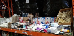 XXL FULL BAY MIXED CONTAINING BRITA WATER FILTER JUGS , LAVA LAMPS , SAVINGS BANK SLOT MACHINE , TAKE AWAY BOXES , LEWIS'S PROPOWER STEAM IRON , IMPERFECT DUVETS , SNUGG PHONE CASES , SOLAR ROSE WINDCHIME LIGHT . ETC (NOTE CUSTOMER RETURNS)