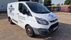 WHITE FORD TRANSIT CUSTOM 270 ECO-TE (DIESEL) REG NO: MJ63 HMY, ENGINE SIZE: 2198CC, PANEL VAN, FIRST REGISTERED: 29/11/2013, WITH 1 KEY, V5, MOT UNTIL 09/11/2023, MILEAGE: 164,970