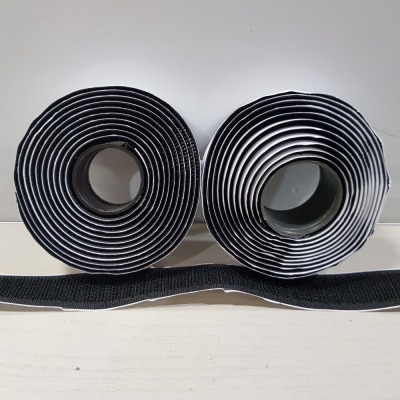 APPROX 450 X PACK OF 2 BRAND NEW HOOK AND LOOP VELCRO TAPE - SELF ADHEASIVE ( 2 CM X 1. 8 M ) - IN 1 BOX