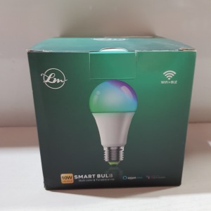 50 X BRAND NEW PACK OF 4 SMART BULBS 10 W / MULTICOLOURED / COMPATIBLE WITH AMAZON ALEXA AND GOOGLE ASSIST / CONNECT WITH BLUETOOTH AND WIFI ( NO HUB REQUIRED ) - IN 50 BOXES