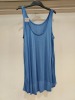 140 X BRAND NEW UNBRANDED BLUE VEST IN VARIOUS SIZES