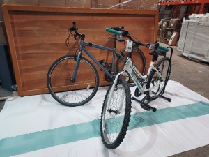 2 X MIXED BIKE LOT CONTAINING 1X CHALLENGE BIK E- 1X BUTLER URBAN 3OO BIKE
