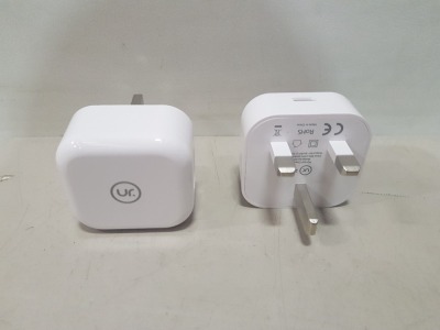 30 X BRAND NEW USBC 20W UK CHARGE PLUGS IN 1 BOX RRP-£300.00 PP