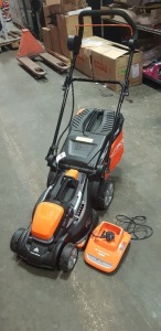 1 X YARN FORCE 40 V CORDLESS LAWNMOWER ( GR40V) INCLUDES BATTERY AND CHARGER ( FULLY WORKING CONDITION )