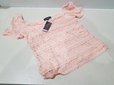 100 X BRAND NEW DOROTHY PERKINS TOP IN SIZE UK 10 AND 14 IN 5 TRAYS (NOT INCLUDED)