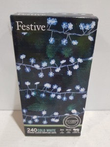 22 X FESTIVE 240 COLD WHITE LED DEWDROP CLUSTER SNOWFLAKE LIGHTS - 3 METER - SILVER WIRE COLOUR